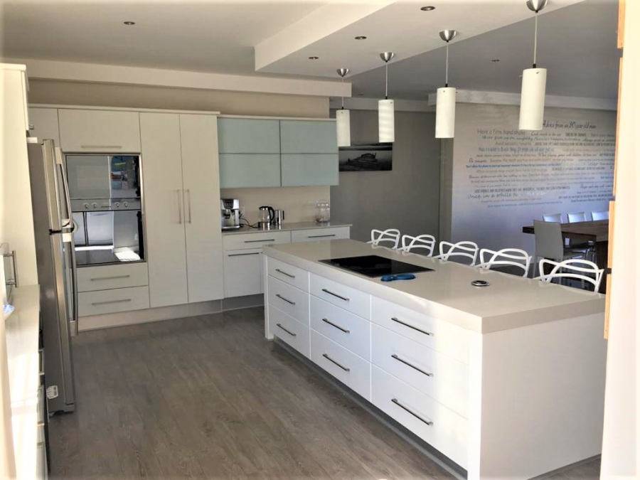 To Let 4 Bedroom Property for Rent in Kromme River Estate Eastern Cape